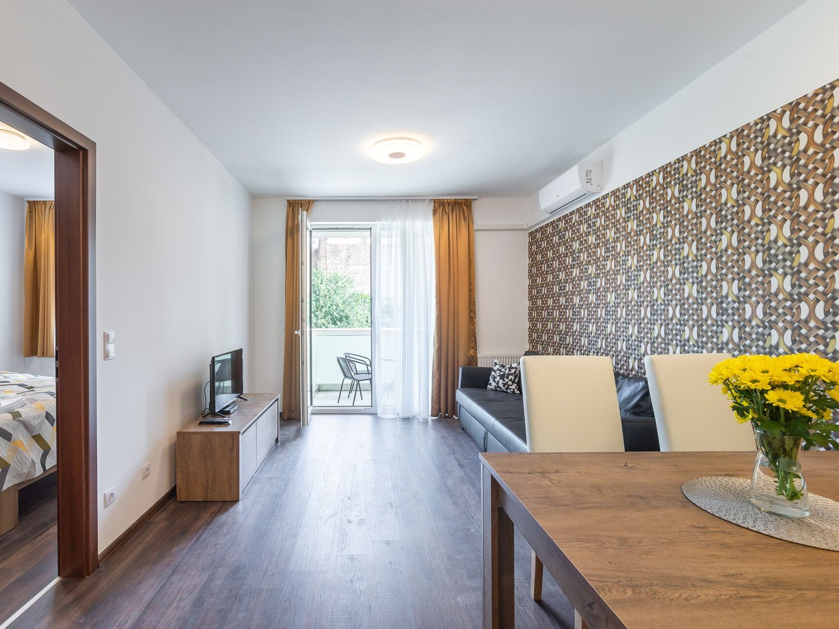 Második kép a Mimosa apartman nappalijáról