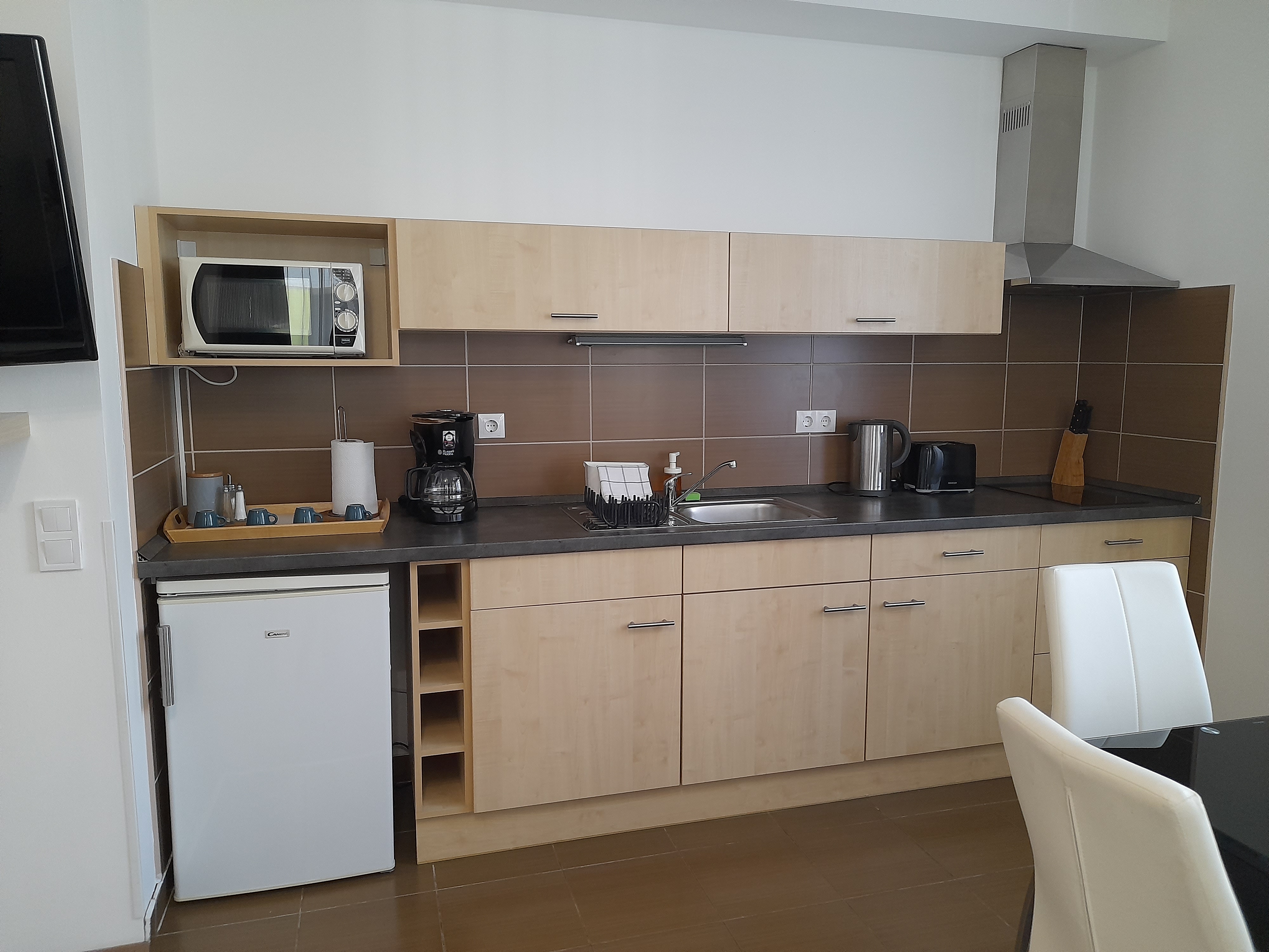 Harmadik kép a Kék harangvirág apartman konyhájáról