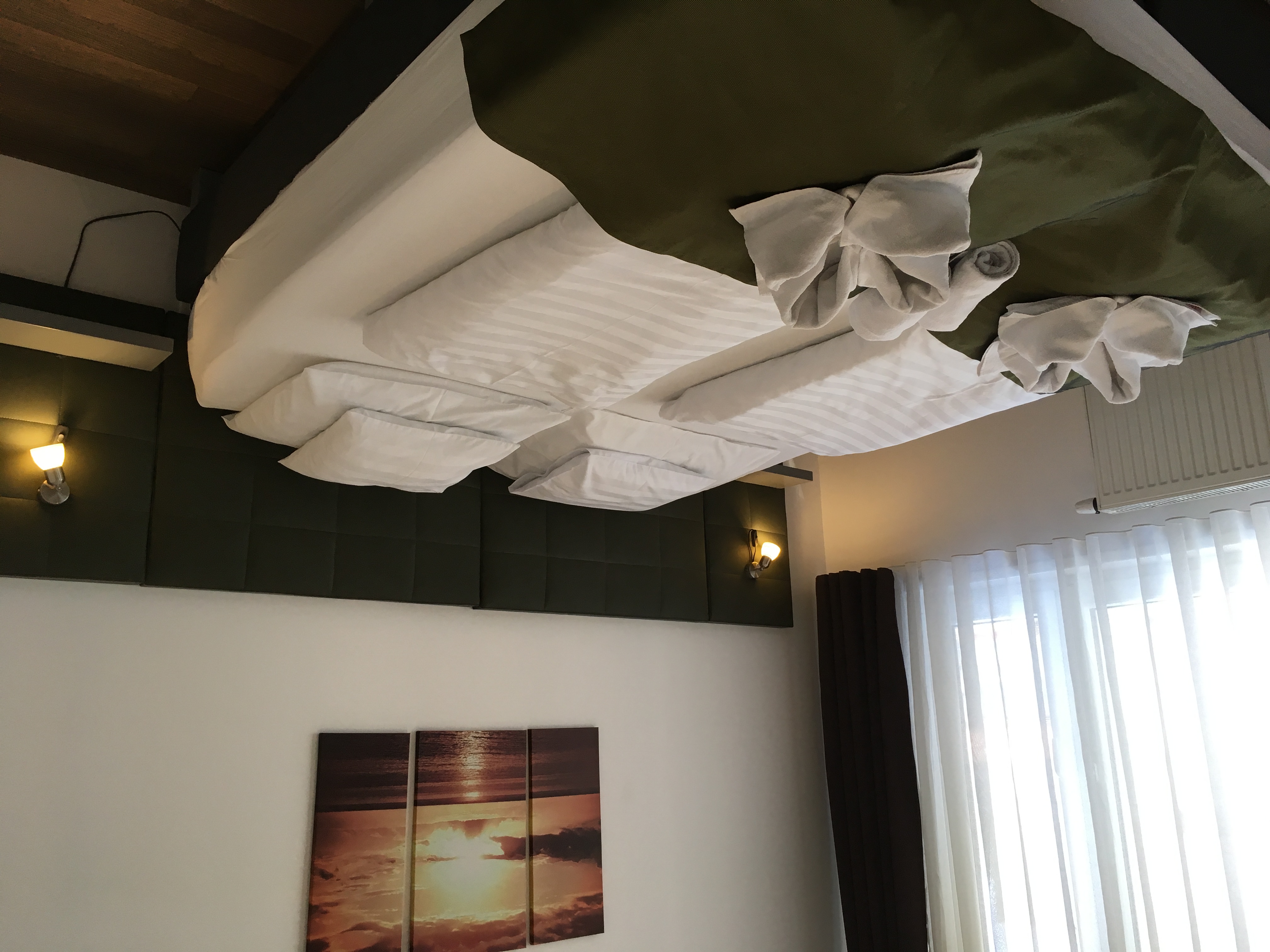 Negyedik kép a Kék harangvirág apartman hálószobájáról